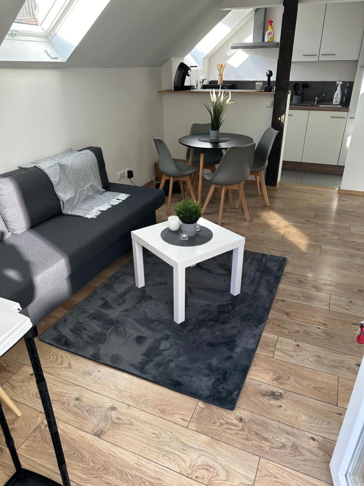 Mola Apartments-Charmante Ferienwohnung Im Herdecke Zentrum Fuer 3 Personen-Grosse Dachterrasse-Grill-Gratis Parken-Wlan Exterior foto