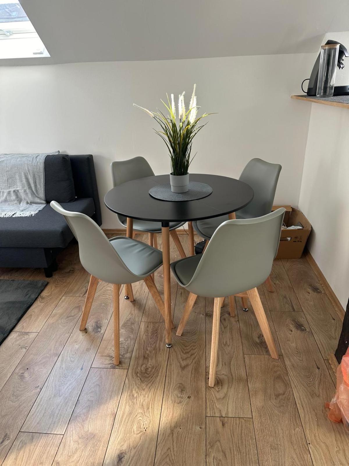 Mola Apartments-Charmante Ferienwohnung Im Herdecke Zentrum Fuer 3 Personen-Grosse Dachterrasse-Grill-Gratis Parken-Wlan Exterior foto