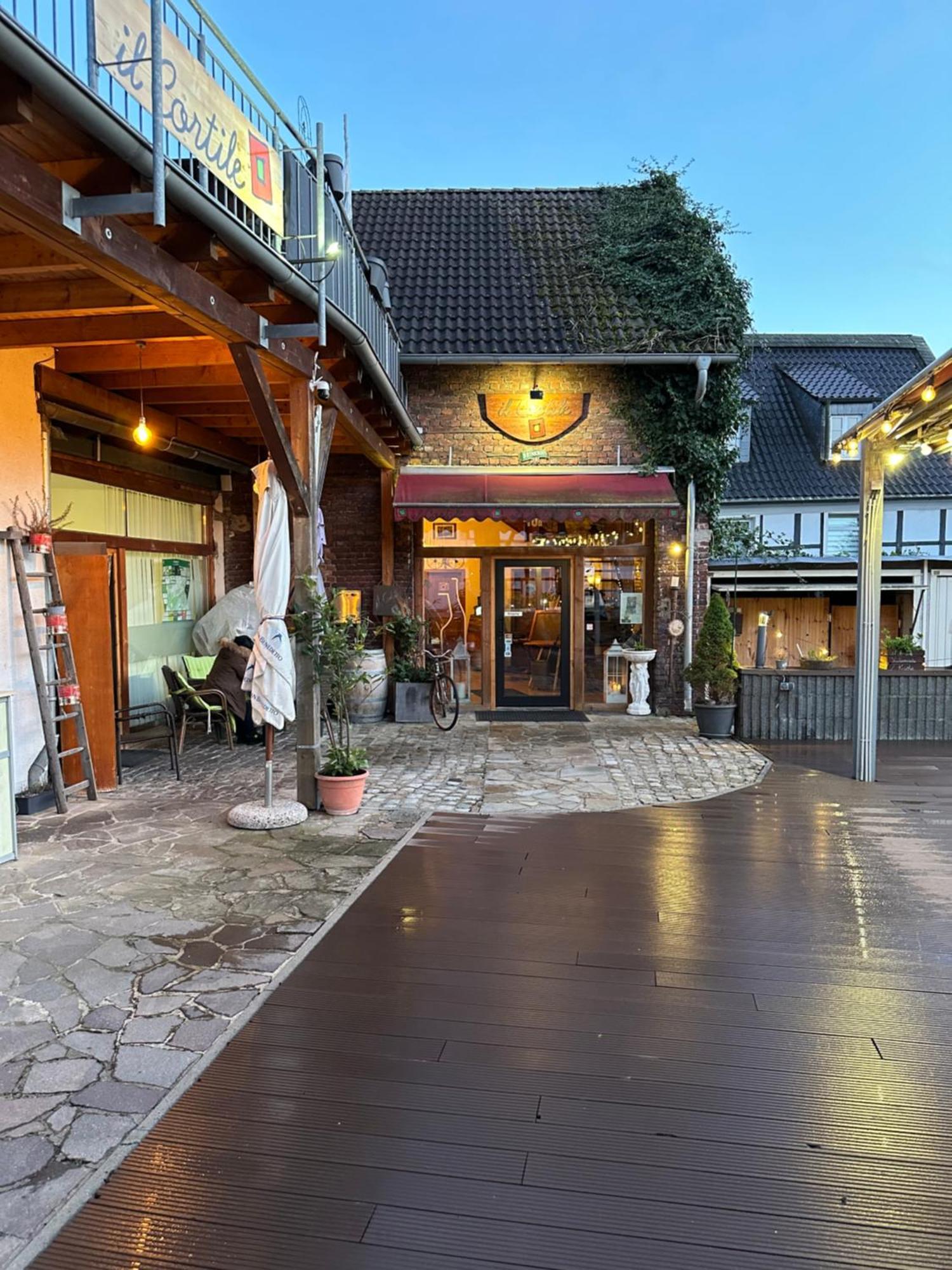 Mola Apartments-Charmante Ferienwohnung Im Herdecke Zentrum Fuer 3 Personen-Grosse Dachterrasse-Grill-Gratis Parken-Wlan Exterior foto