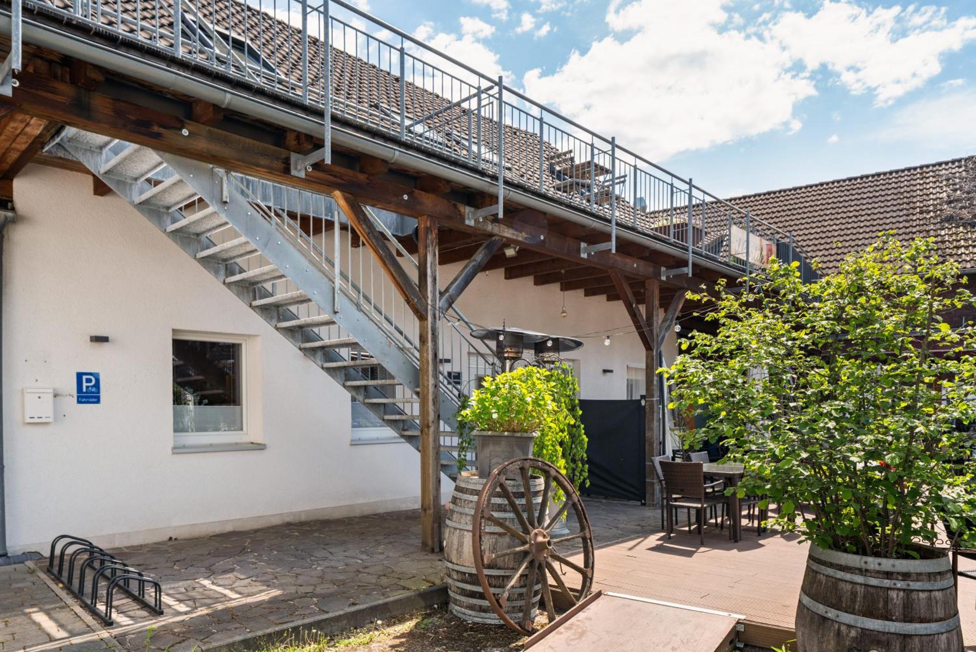 Mola Apartments-Charmante Ferienwohnung Im Herdecke Zentrum Fuer 3 Personen-Grosse Dachterrasse-Grill-Gratis Parken-Wlan Exterior foto