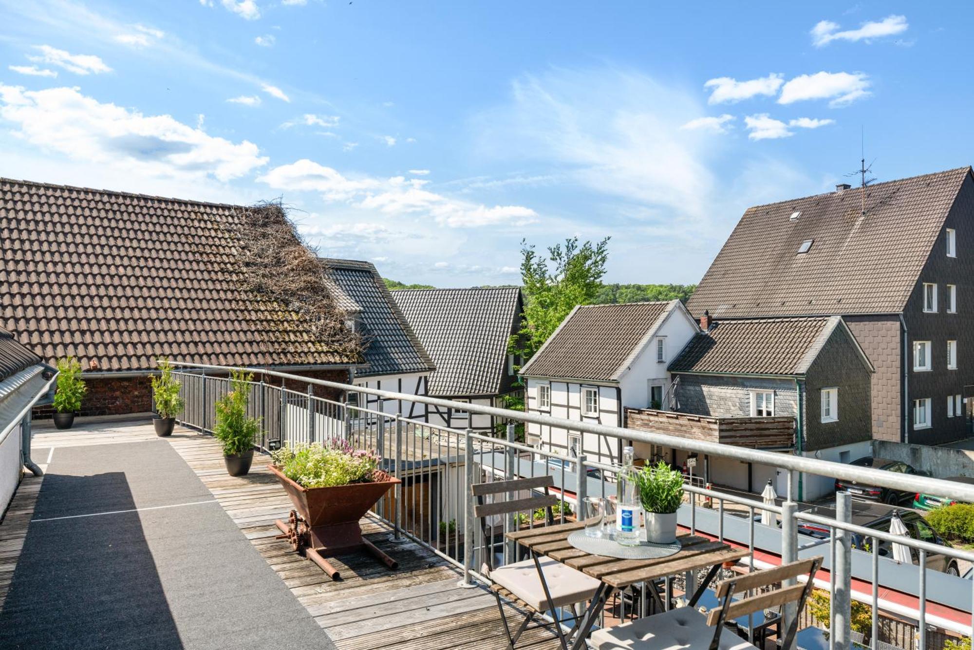 Mola Apartments-Charmante Ferienwohnung Im Herdecke Zentrum Fuer 3 Personen-Grosse Dachterrasse-Grill-Gratis Parken-Wlan Exterior foto
